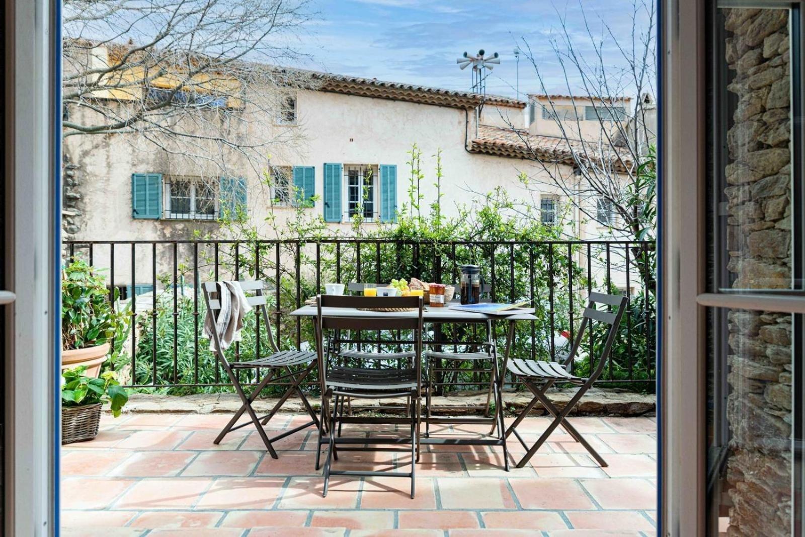 Pretty Historical Village House Grimaud Eksteriør bilde